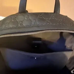 Gucci | Bags | Gucci Black Guccissima Leather Signature  display picture 3
